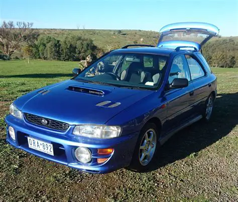 1996 Subaru Impreza photo