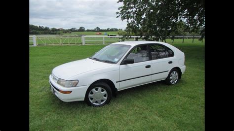 1996 Toyota Corolla photo