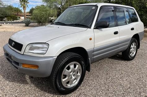 1996 Toyota Rav4 photo