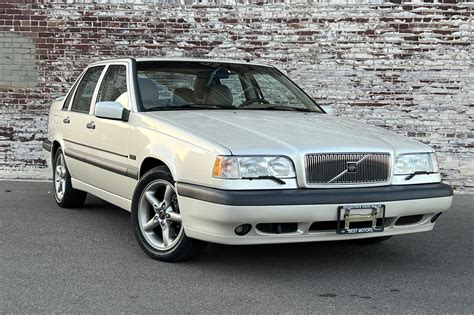 1996 Volvo 850 photo