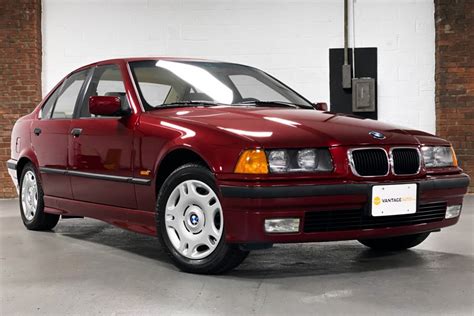 1997 Bmw 318 photo