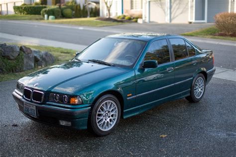 1997 Bmw 318i photo