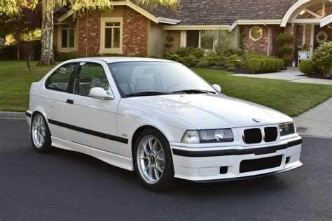 1997 Bmw 318ti photo