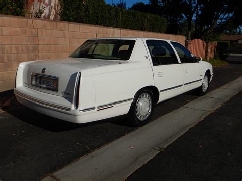 1997 Cadillac Deville photo