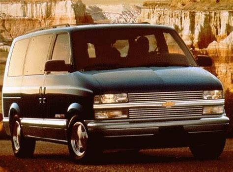 1997 Chevrolet Astro photo