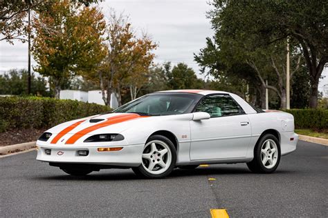 1997 Chevrolet Camaro photo