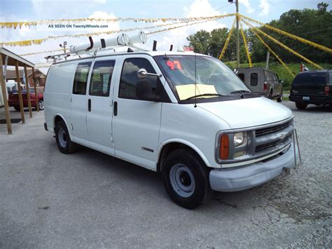 1997 Chevrolet G10 photo