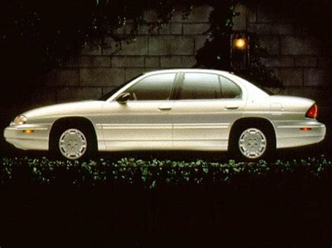 1997 Chevrolet Lumina photo