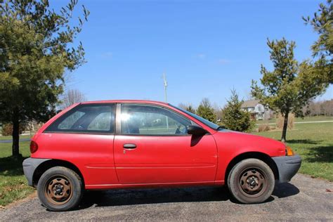 1997 Chevrolet Metro photo