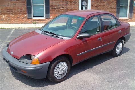 1997 Chevrolet Metro photo