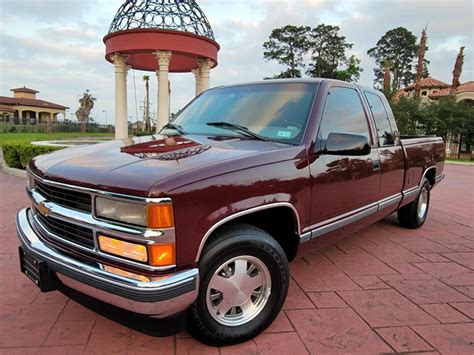 1997 Chevrolet Pickup photo