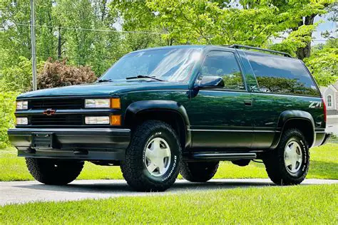 1997 Chevrolet Tahoe photo