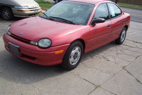 1997 Dodge Neon photo