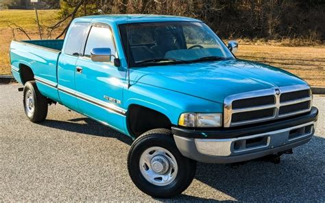 1997 Dodge Ram 2500 photo