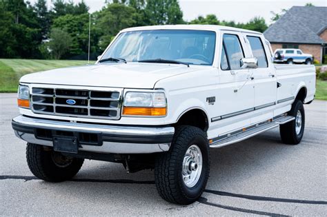 1997 Ford Bronco photo