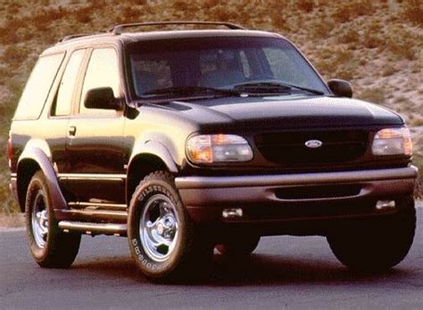 1997 Ford Explorer photo