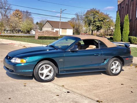 1997 Ford Mustang gt photo