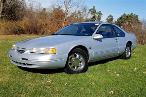 1997 Ford Thunderbird photo