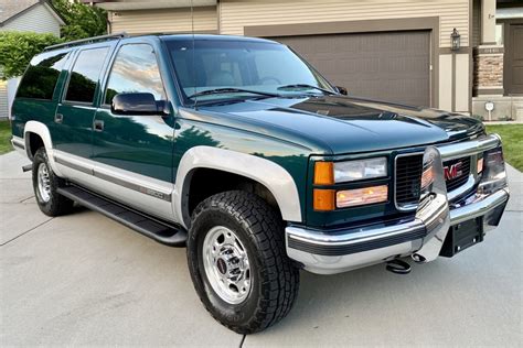 1997 Gmc C2500 suburban engine