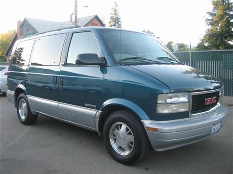 1997 Gmc Safari photo