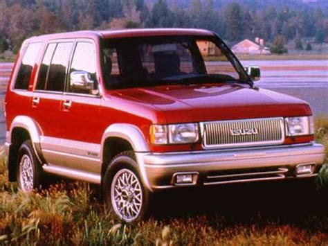 1997 Isuzu Trooper photo