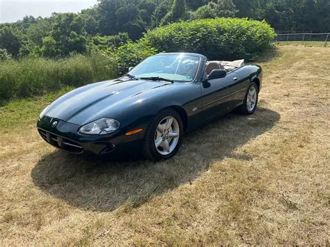 1997 Jaguar Xk8 photo