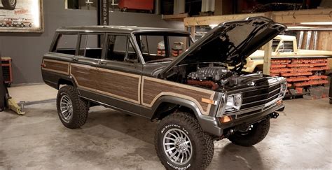 1997 Jeep Grand wagoneer engine