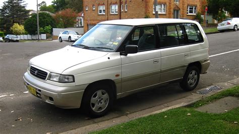 1997 Mazda Mpv