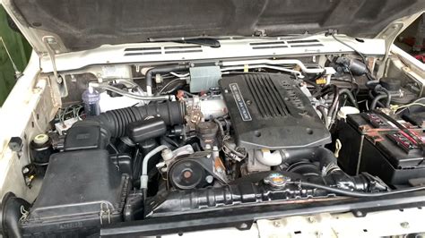 1997 Mitsubishi Montero engine