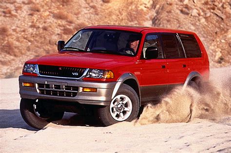 1997 Mitsubishi Nativa photo