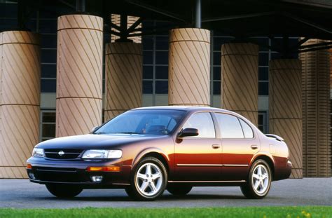 1997 Nissan Maxima photo