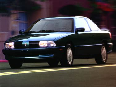 1997 Oldsmobile Achieva photo