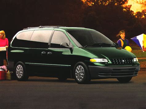 1997 Plymouth Grand voyager photo