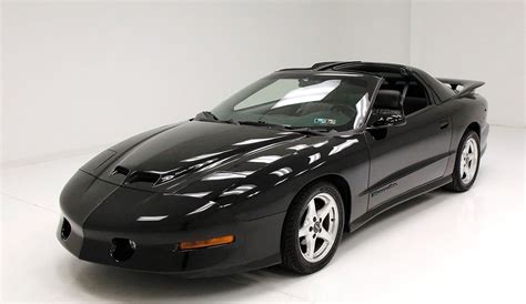 1997 Pontiac Trans am photo