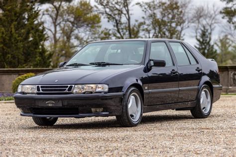 1997 Saab 9000 photo