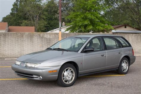 1997 Saturn Wagon engine