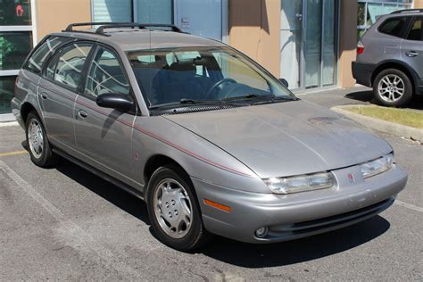 1997 Saturn Wagon photo