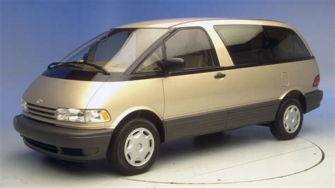 1997 Toyota Previa photo