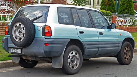 1997 Toyota Rav4 photo