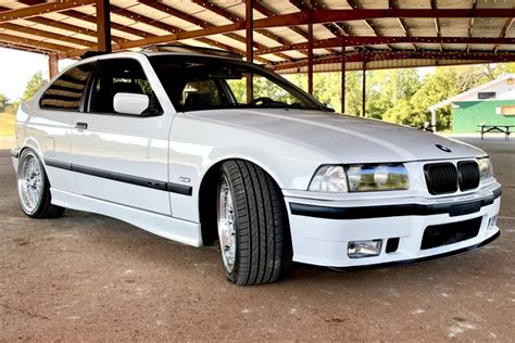 1998 Bmw 318 photo