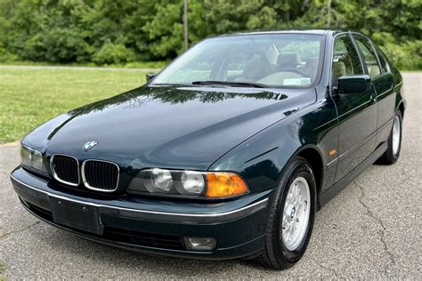 1998 Bmw 528 photo