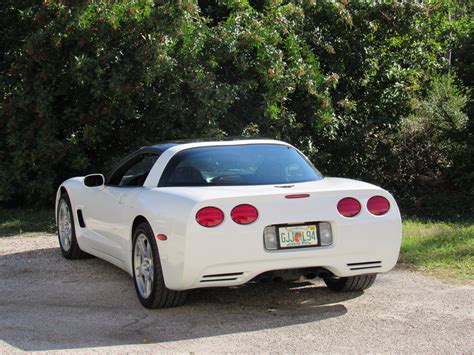 1998 Chevrolet Corvette photo