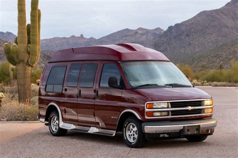 1998 Chevrolet Express photo