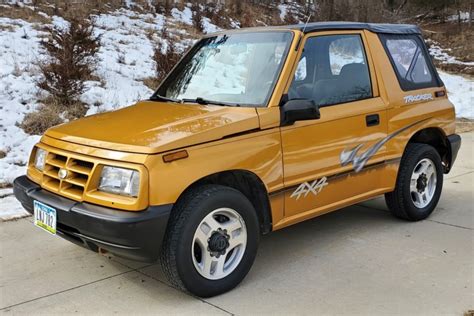 1998 Chevrolet Tracker photo