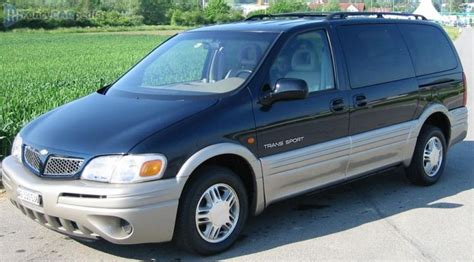 1998 Chevrolet Trans sport photo