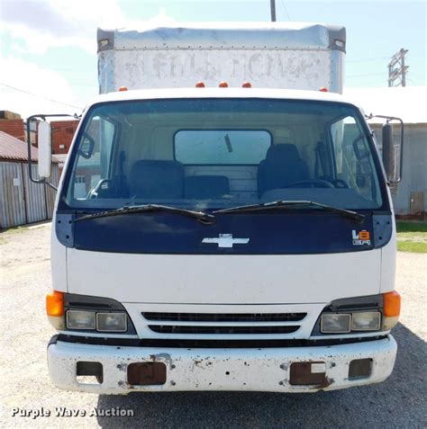 1998 Chevrolet W3500 photo