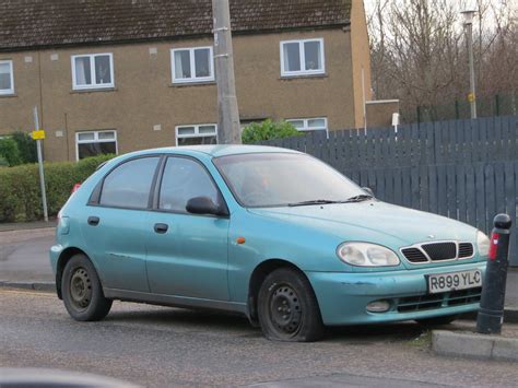 1998 Daewoo Lanos photo