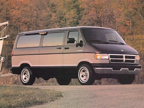 1998 Dodge B250 photo