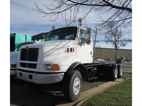 1998 Ford Cab chassis photo