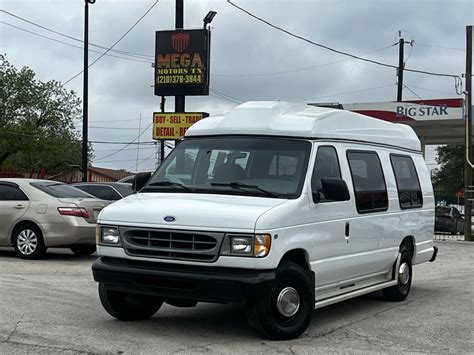 1998 Ford E-250 engine